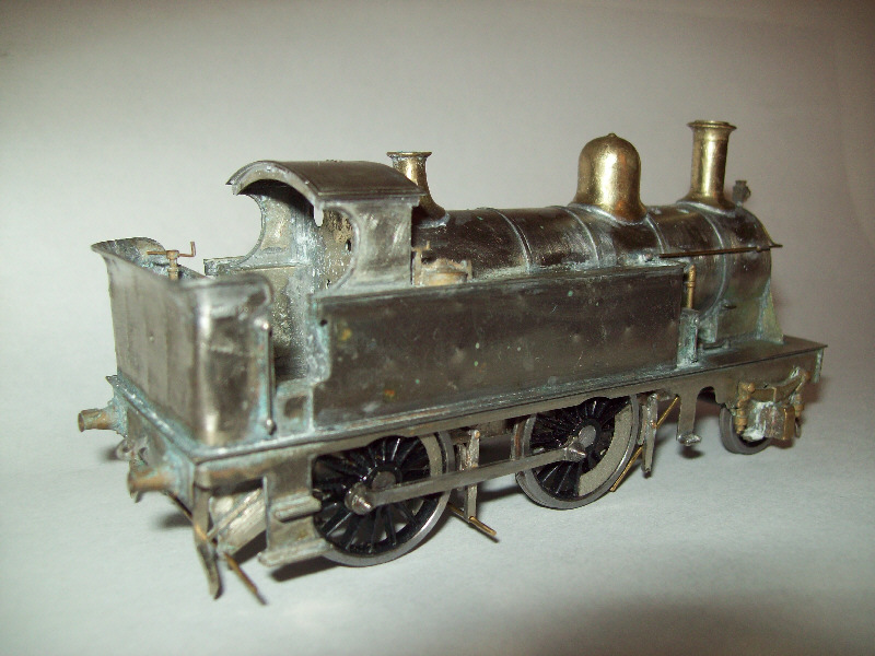 GWR broad gauge 3501 class 2-4-0T convertible locomotive model GWR broad gauge 3501 class 2-4-0T convertible locomotive model