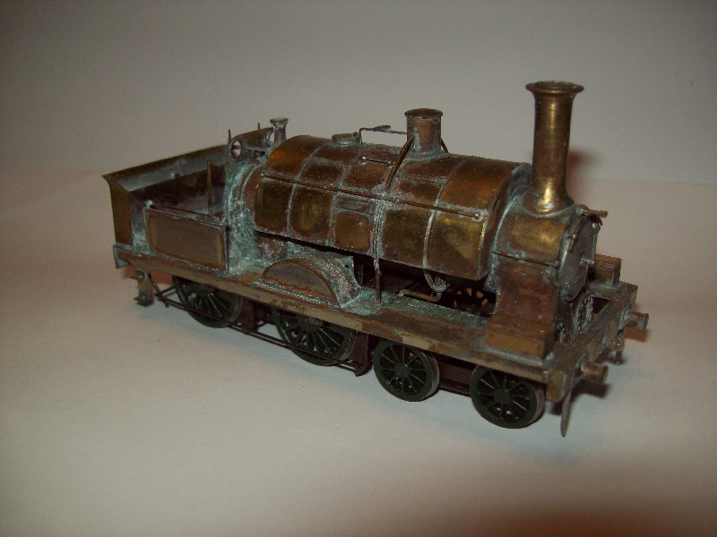 SDR broad gauge 4-4-0T locomotive Heron model SDR broad gauge 4-4-0T locomotive Heron model
